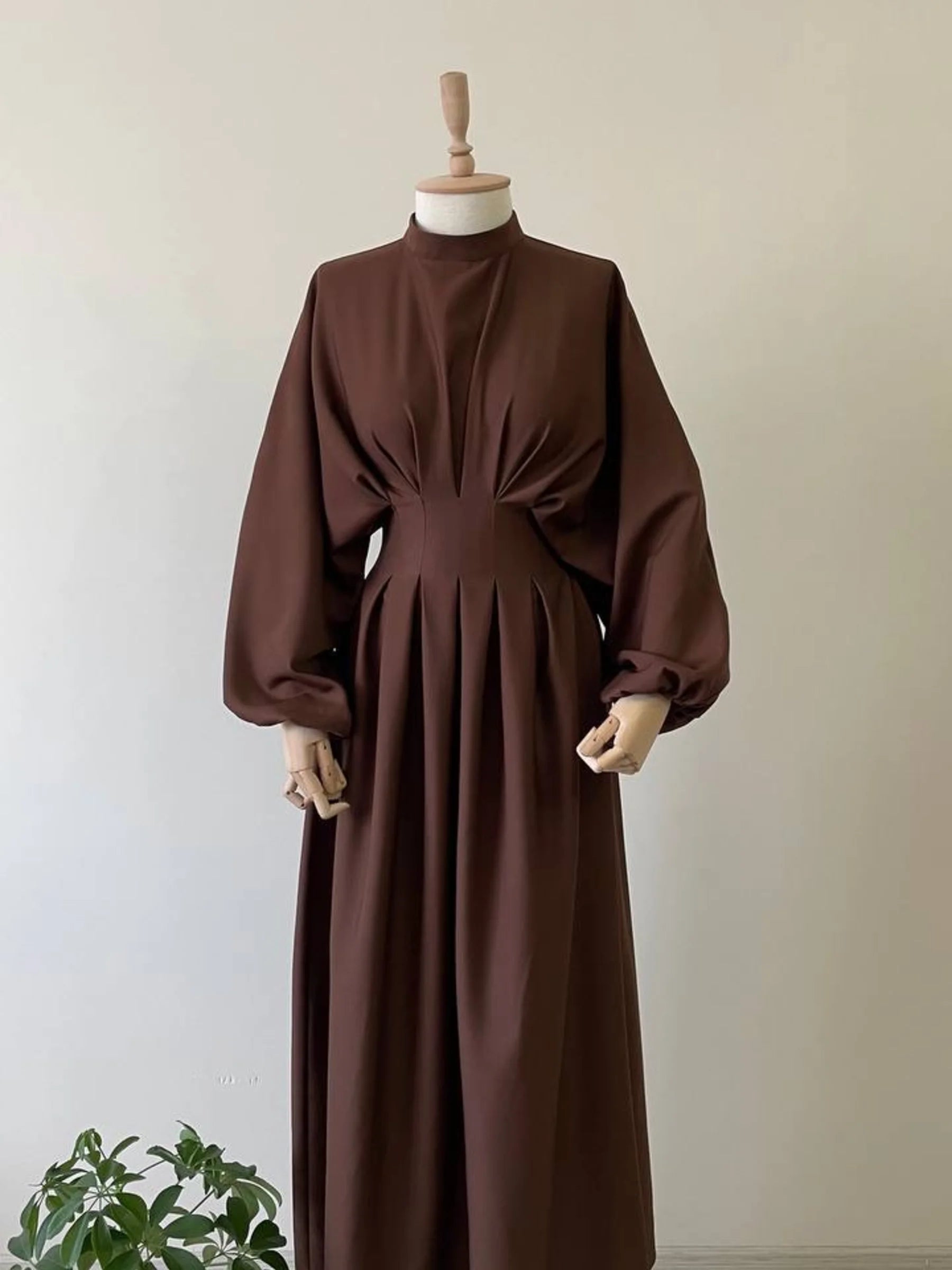 Pera Dress - Brown Muse Robe Pera Dress - Brown Muse Robe