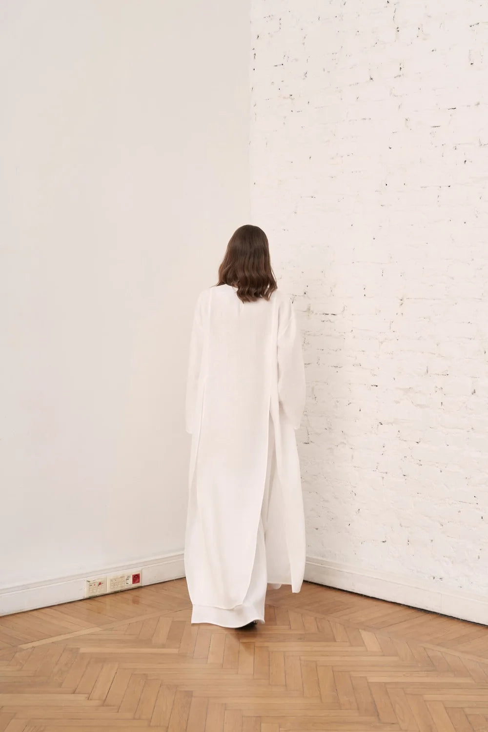 Nisa 100% Linen Slit Long Blouse - White image 4