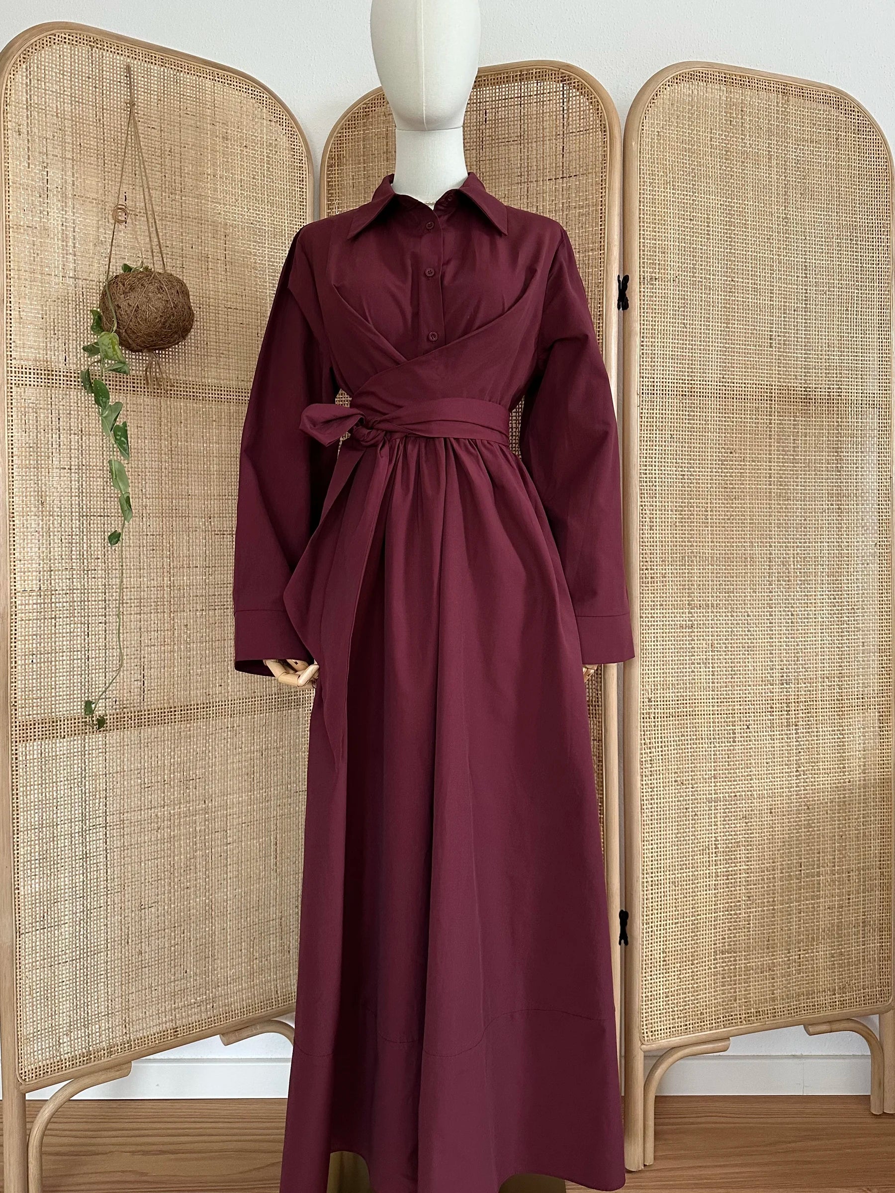Sophie Wrap Dress - Burgundy Muse Robe Sophie Wrap Dress - Burgundy Muse Robe