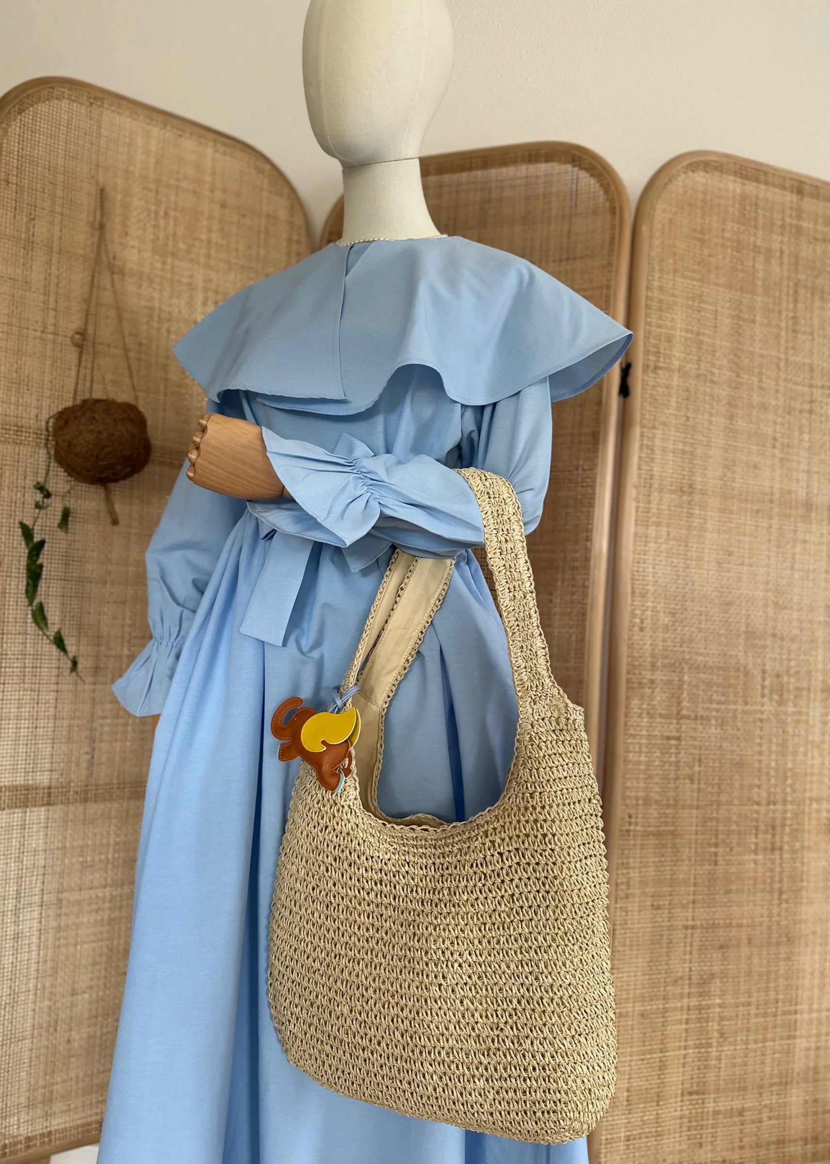 Paper Woven Hand-/Schultertasche mit Reißverschluss - Beige