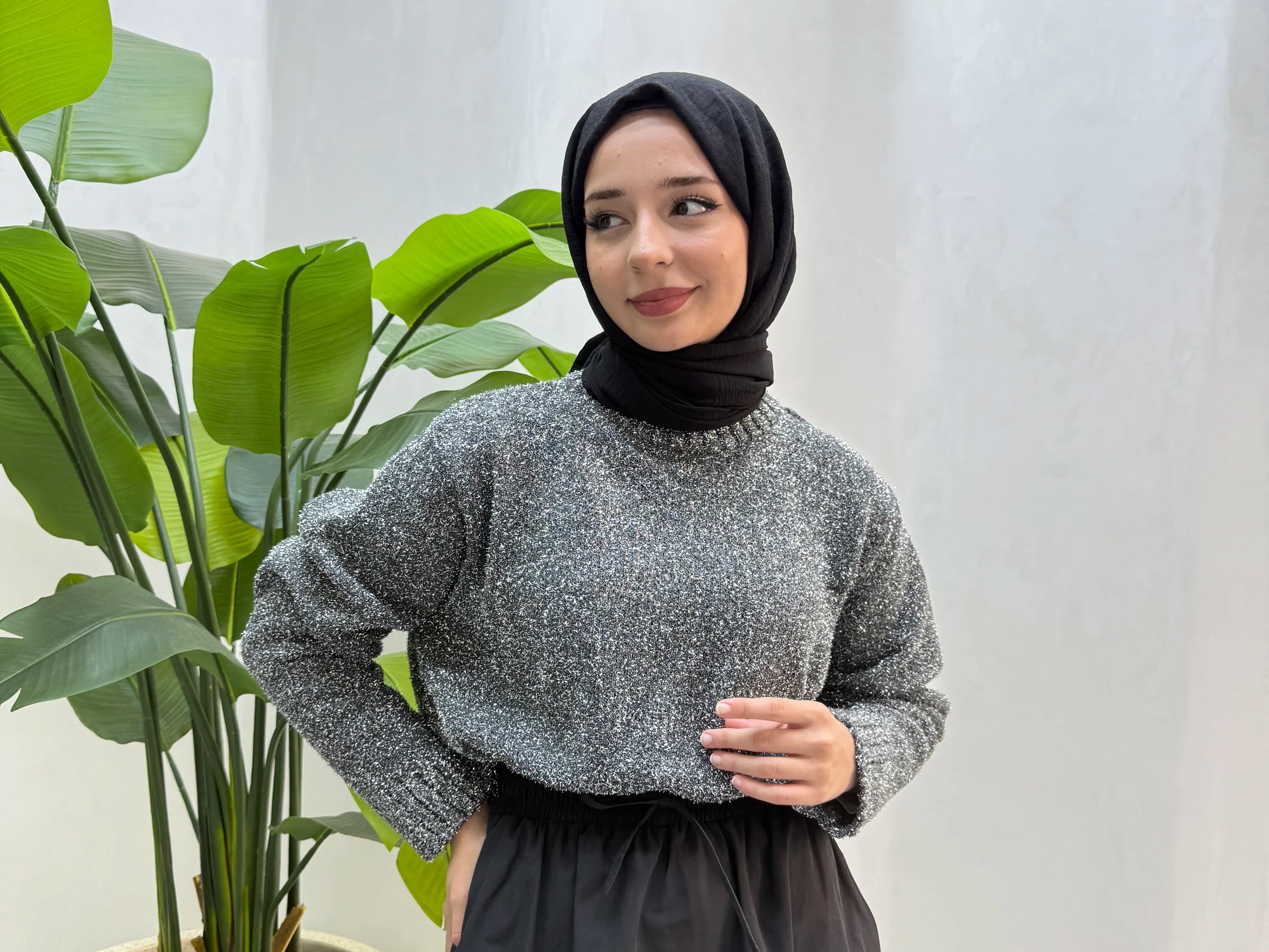 Short Glitter Sweater – Silver