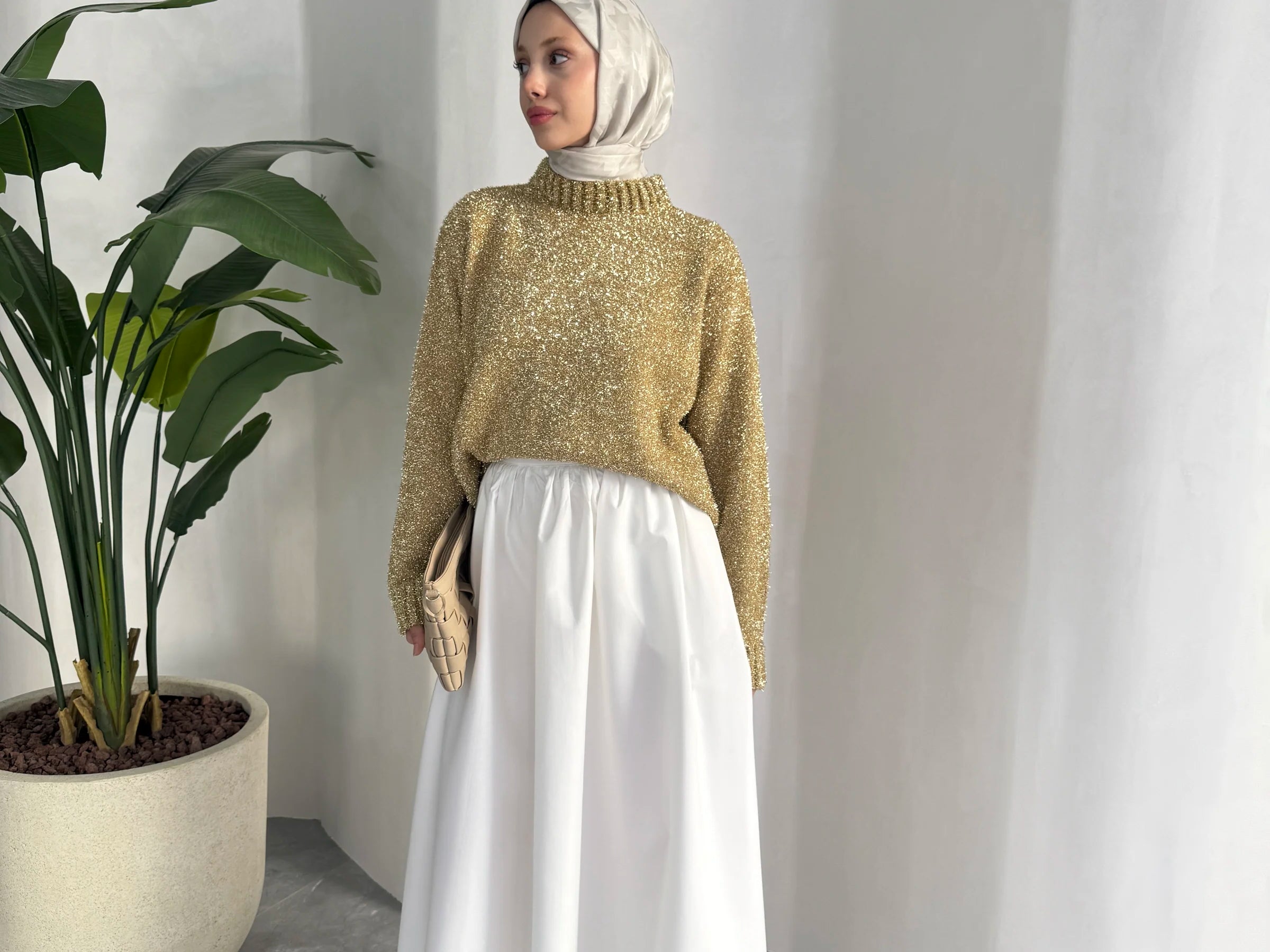 Short Glitter Sweater – Gold