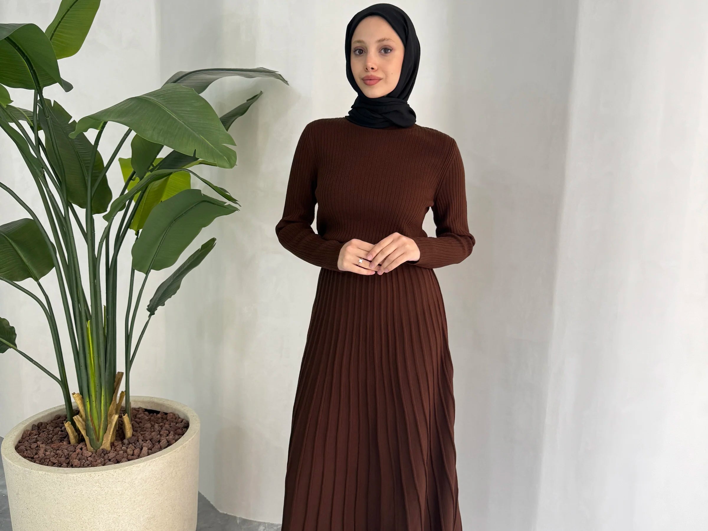 Alya Knit Dress - Brown