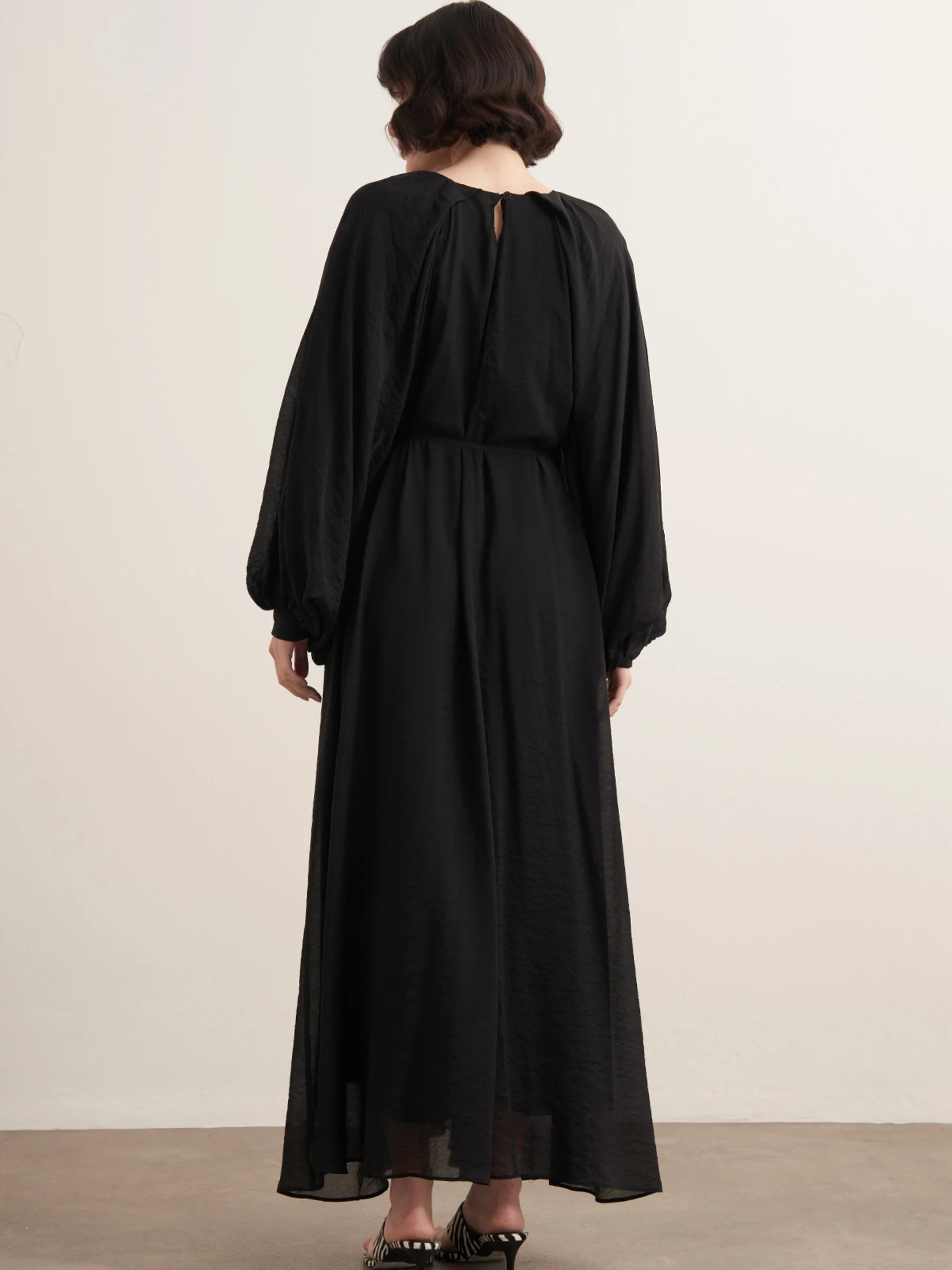 Leyla Balloon Sleeve Dress – Black