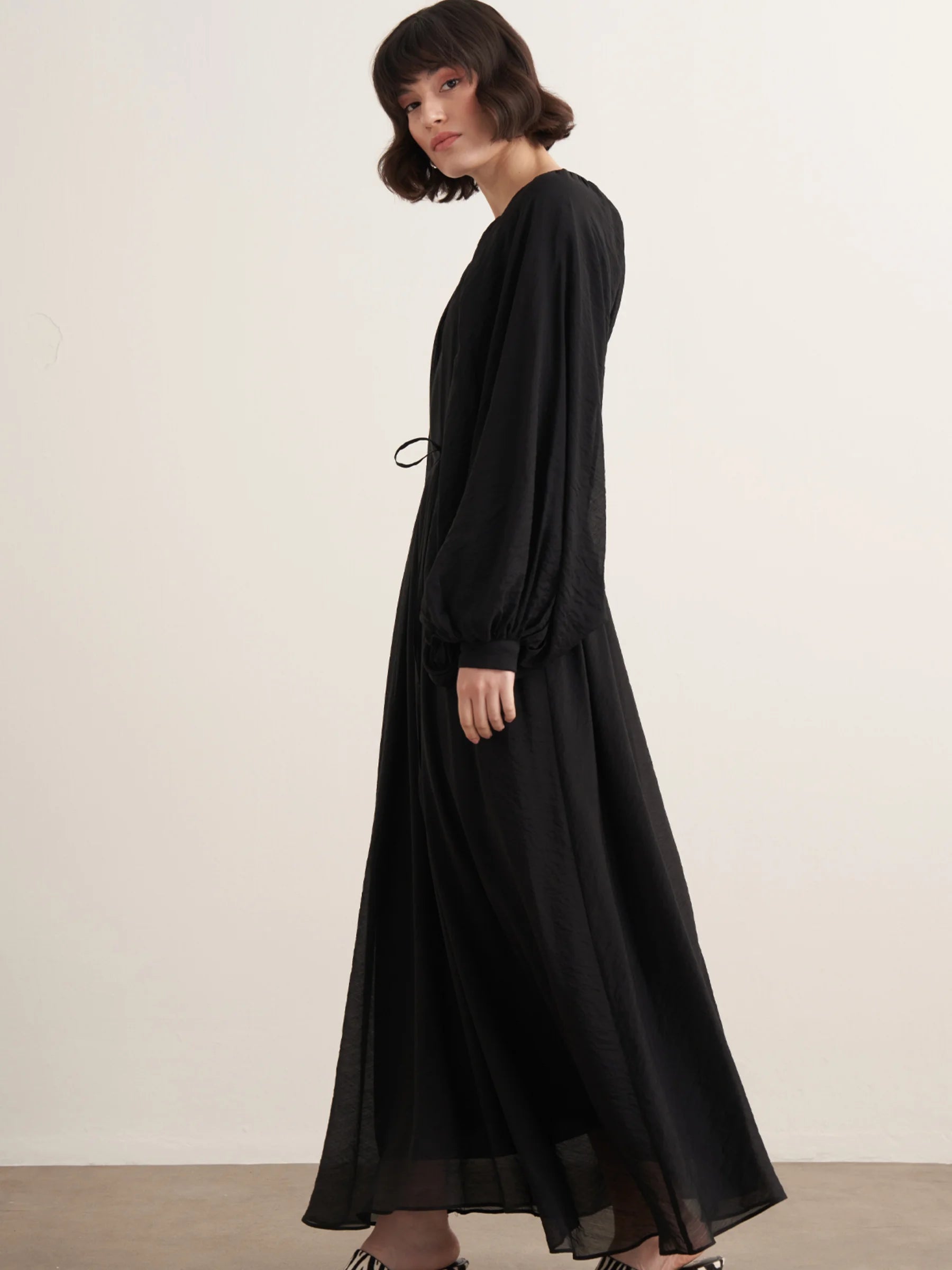 Leyla Balloon Sleeve Dress – Black
