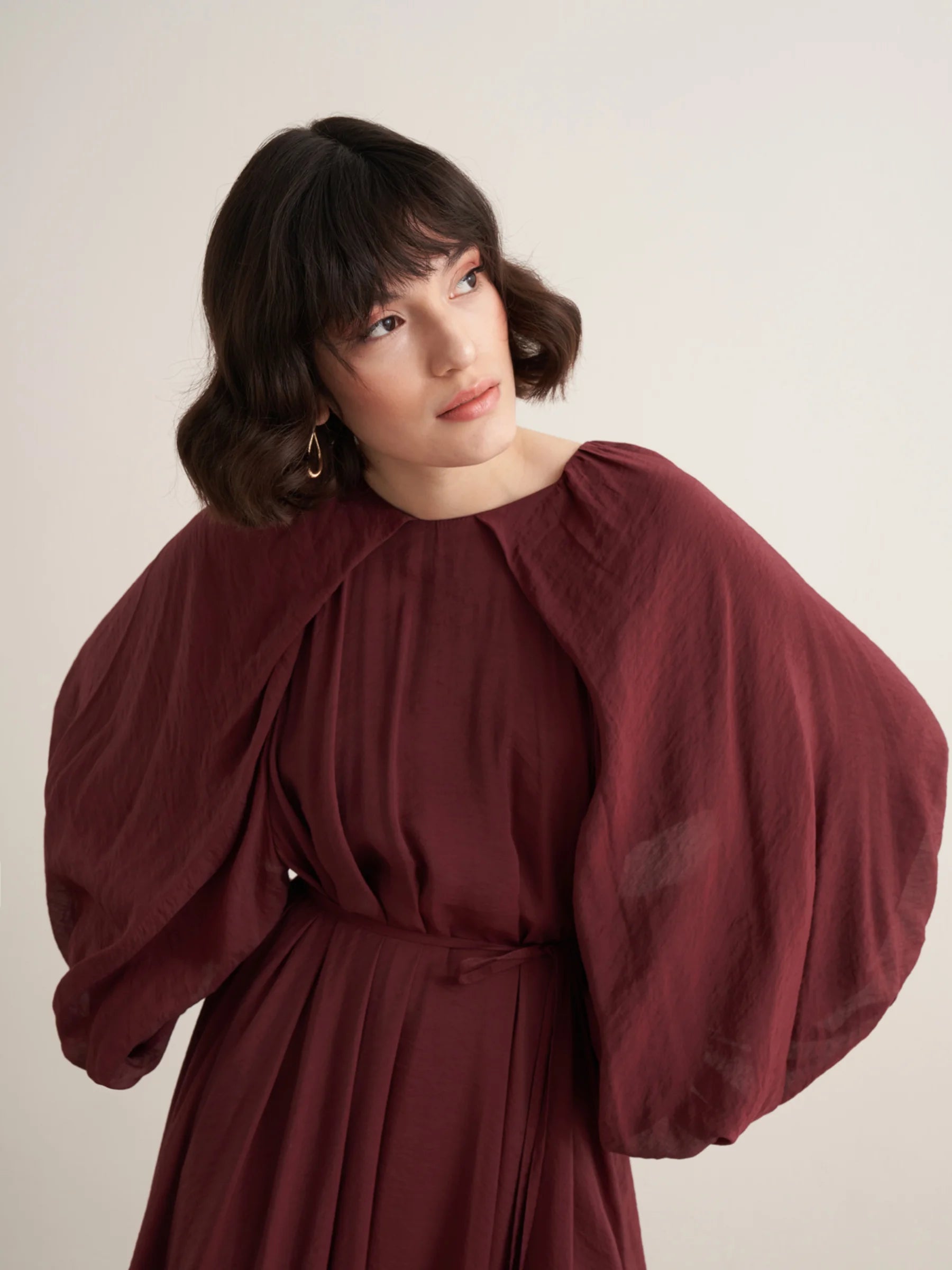 Leyla Balloon Sleeve Dress - Burgundy | Muserobe  Muse Robe