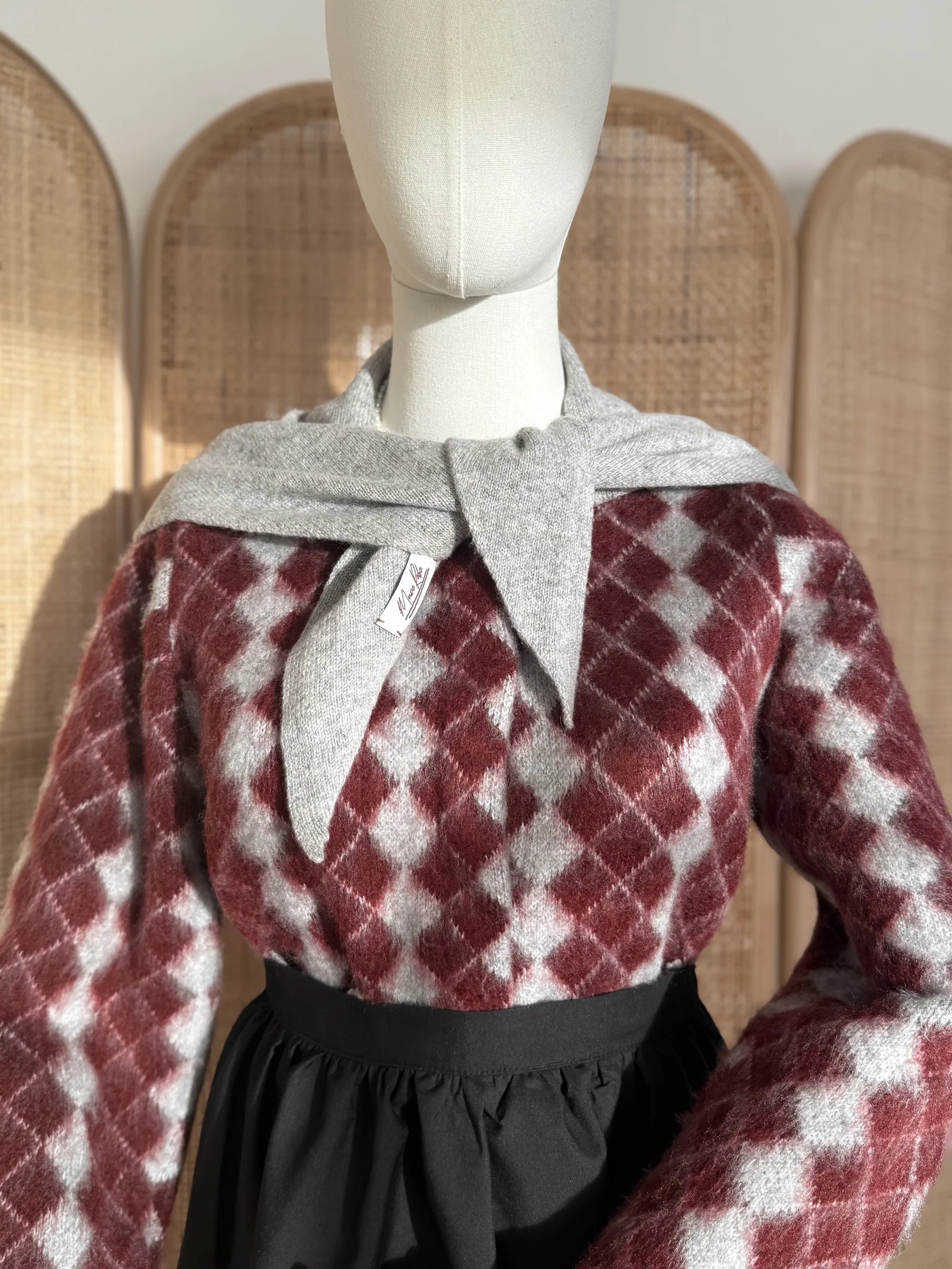 Mona Strickjacke - Burgunderrot