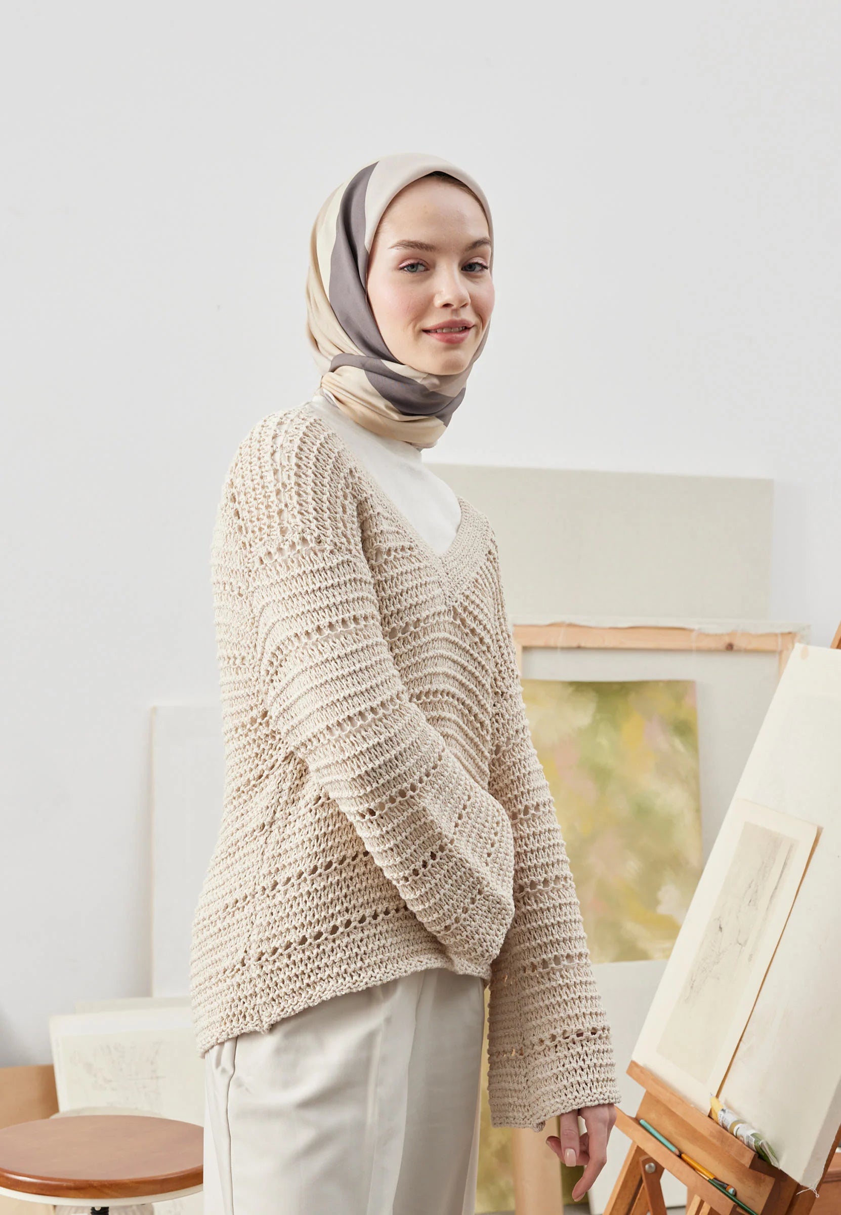 Colorful Comfort Headscarf in Beige by Muserobe, back view