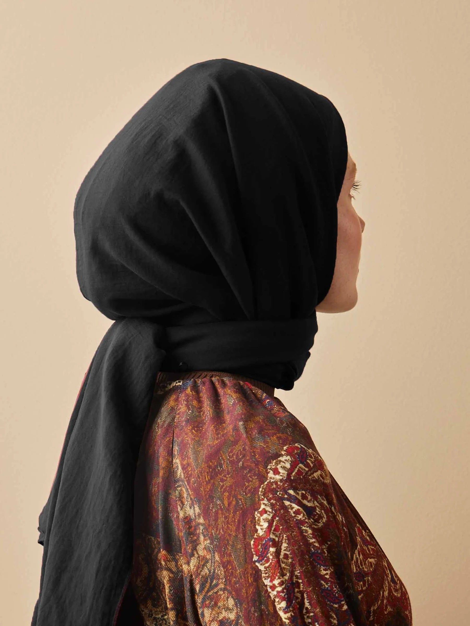 Crinkle Cotton Headscarf in Black by Muserobe, side view
