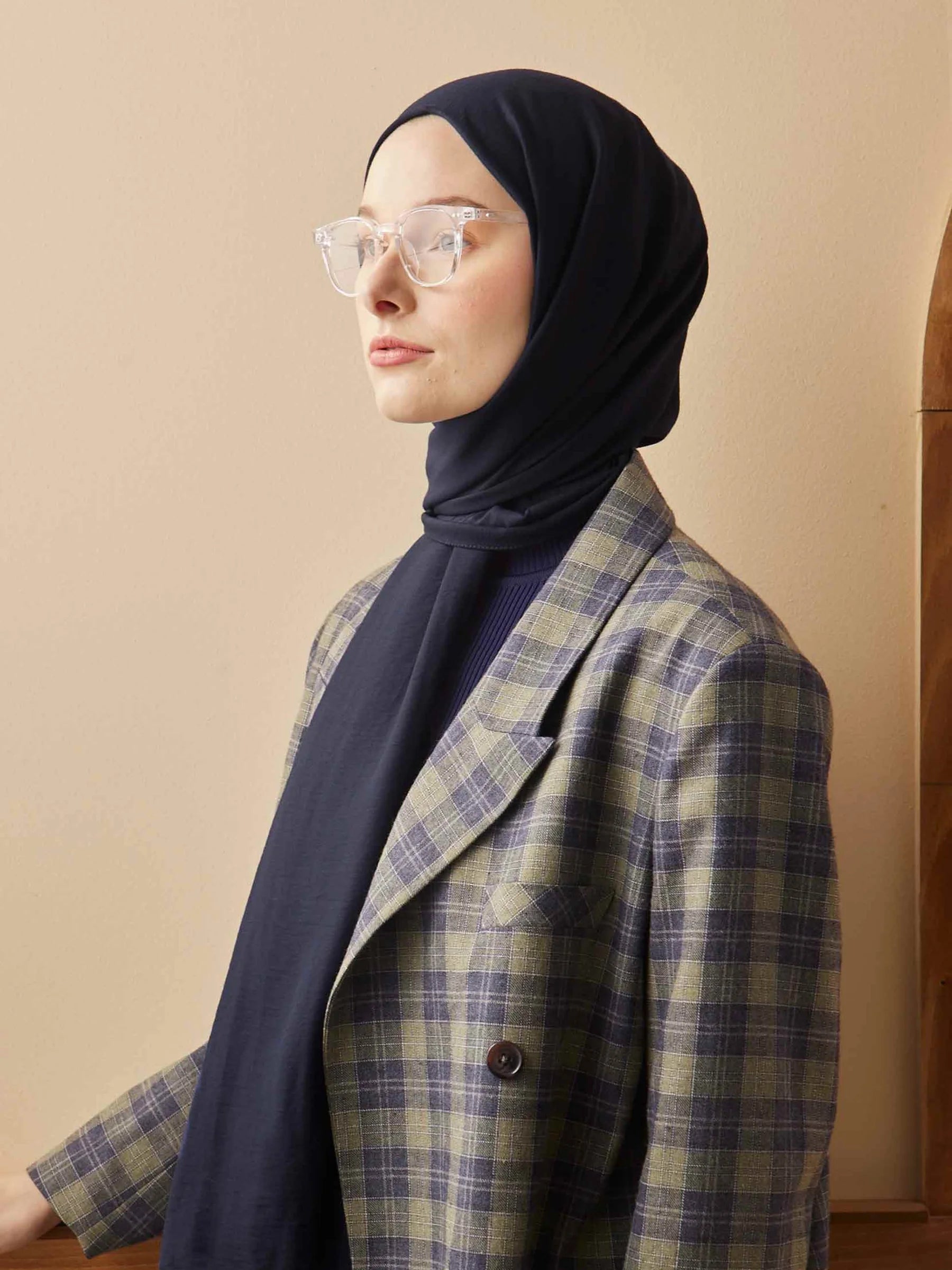 Crinkle Cotton Headscarf in Navy by Muserobe, back view