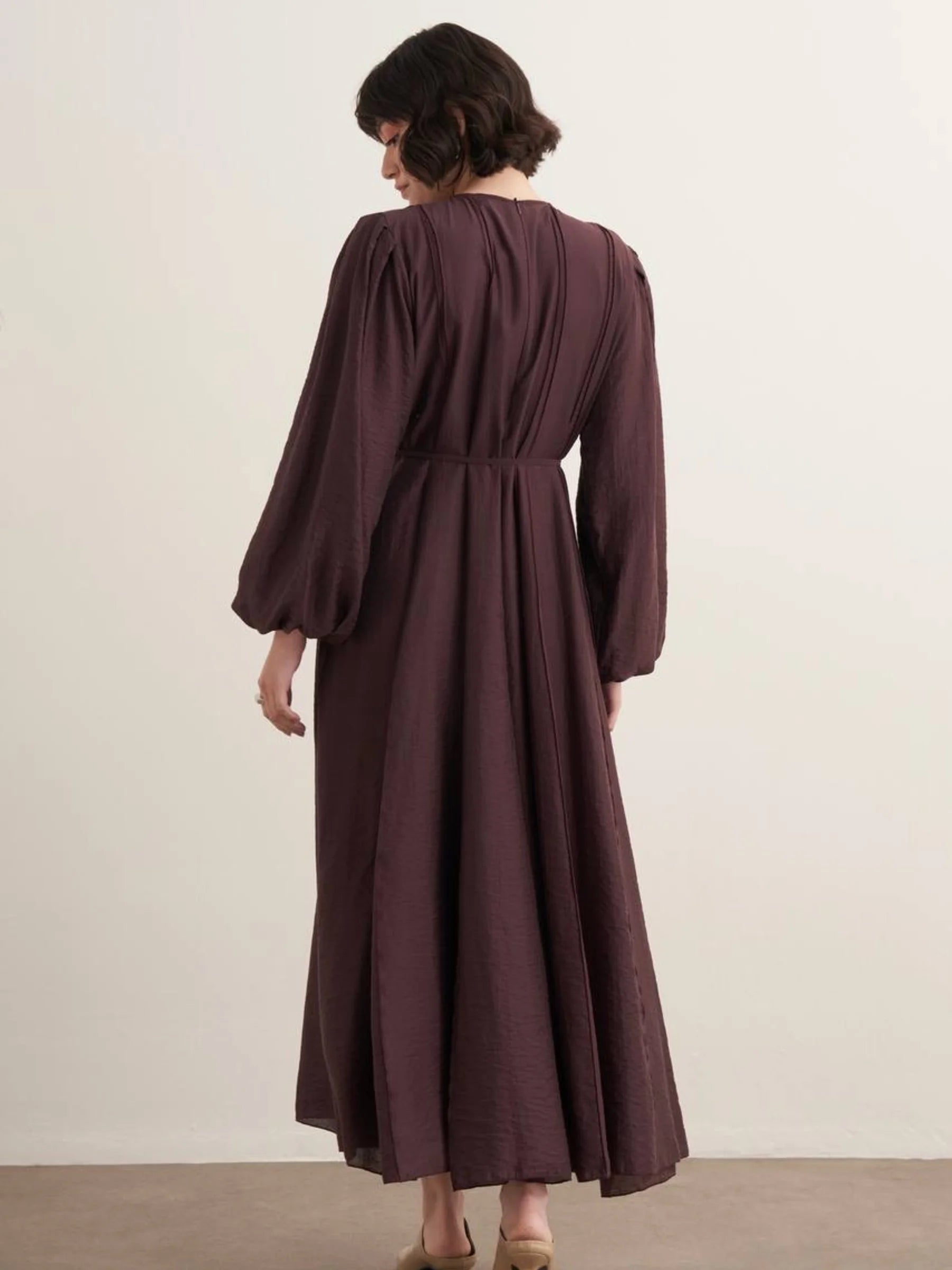 Maria Pleated Dress in Plum by Muserobe, back view