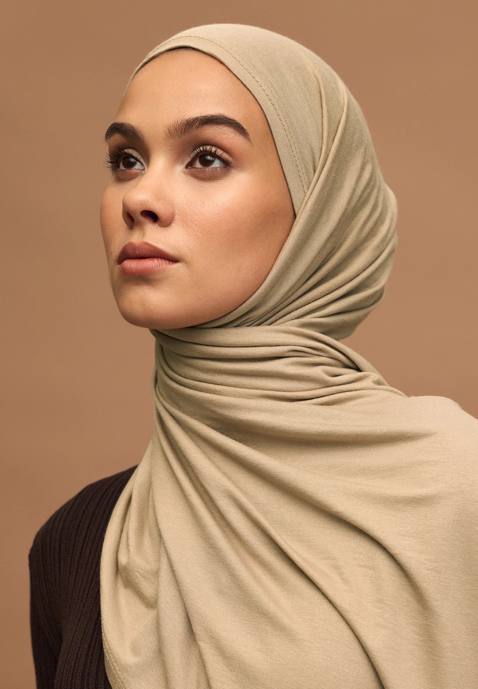 Cotton Jersey Headscarf in Beige by Muserobe, side view