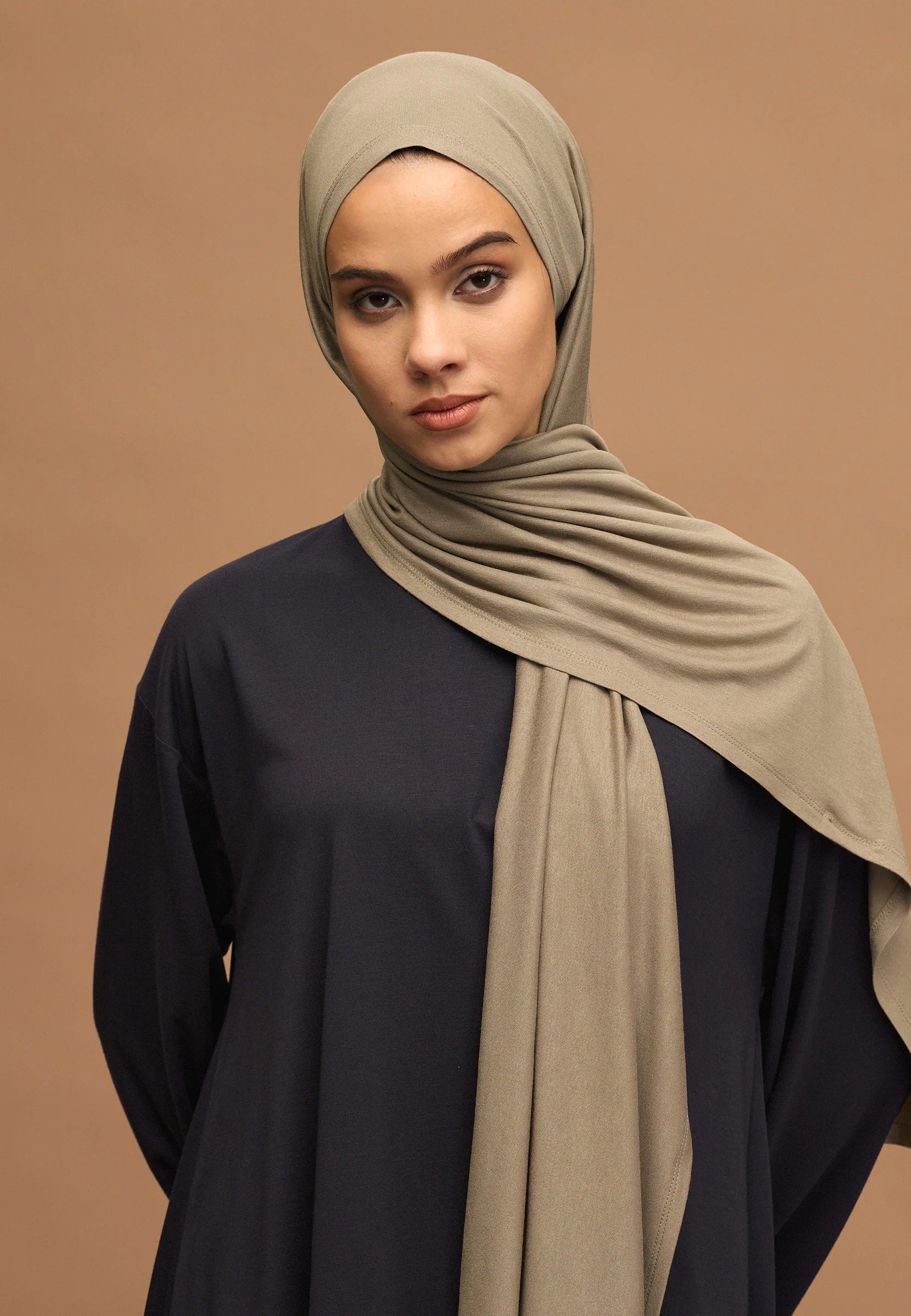 Cotton Jersey Headscarf in Ash Taupe by Muserobe, back view